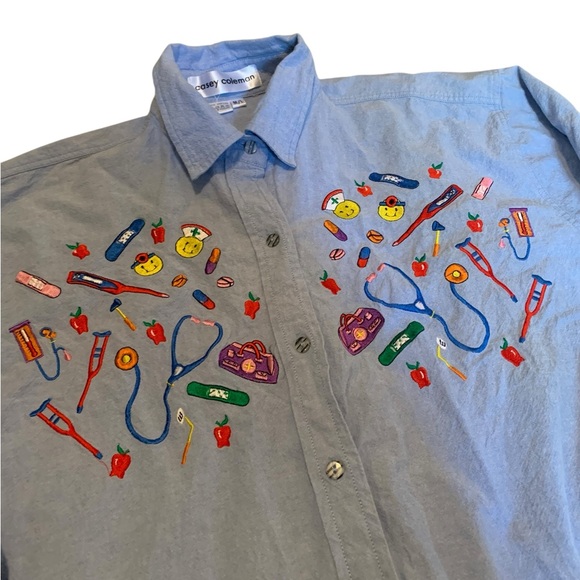 Casey Coleman Embroidered Nurse Doctor Medical theme denim button down size M/L - Picture 2 of 4